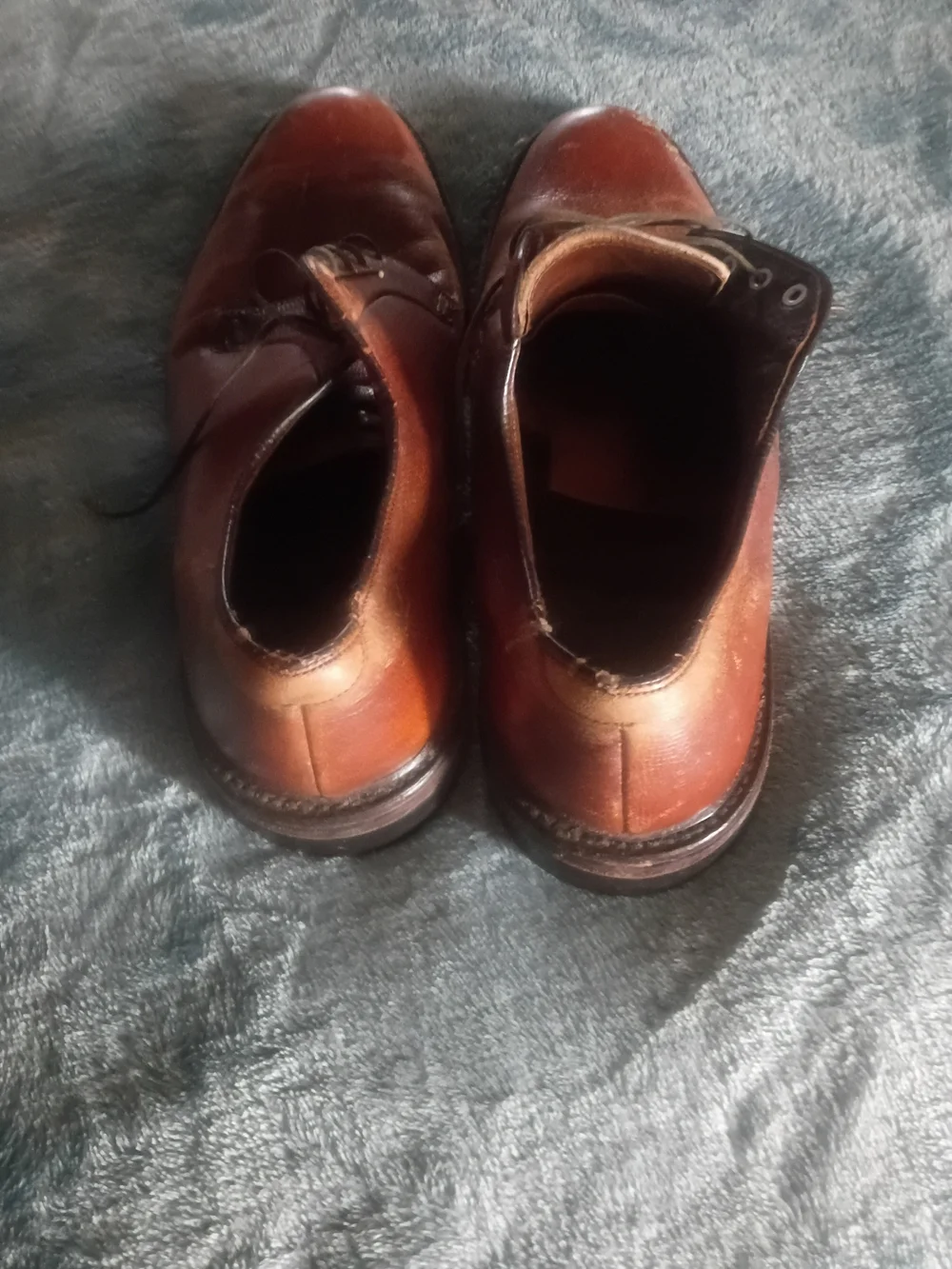 Men's Brown Leather Derby Shoes - Classic Lace-Up Style